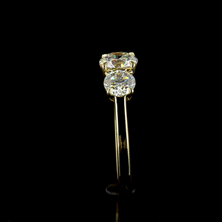 3 Stones Round 1.48cts 14K Yellow Gold Ring RG2400